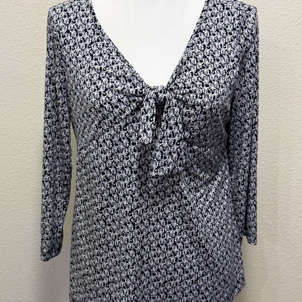 White Stag blue and white pullover v-neck blouse with front tie, large